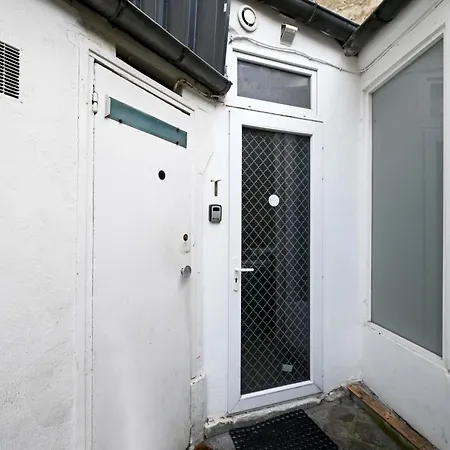 2 Bed Modern Fully Furnish Flat,close To Buttes Chaumon Park * Paris